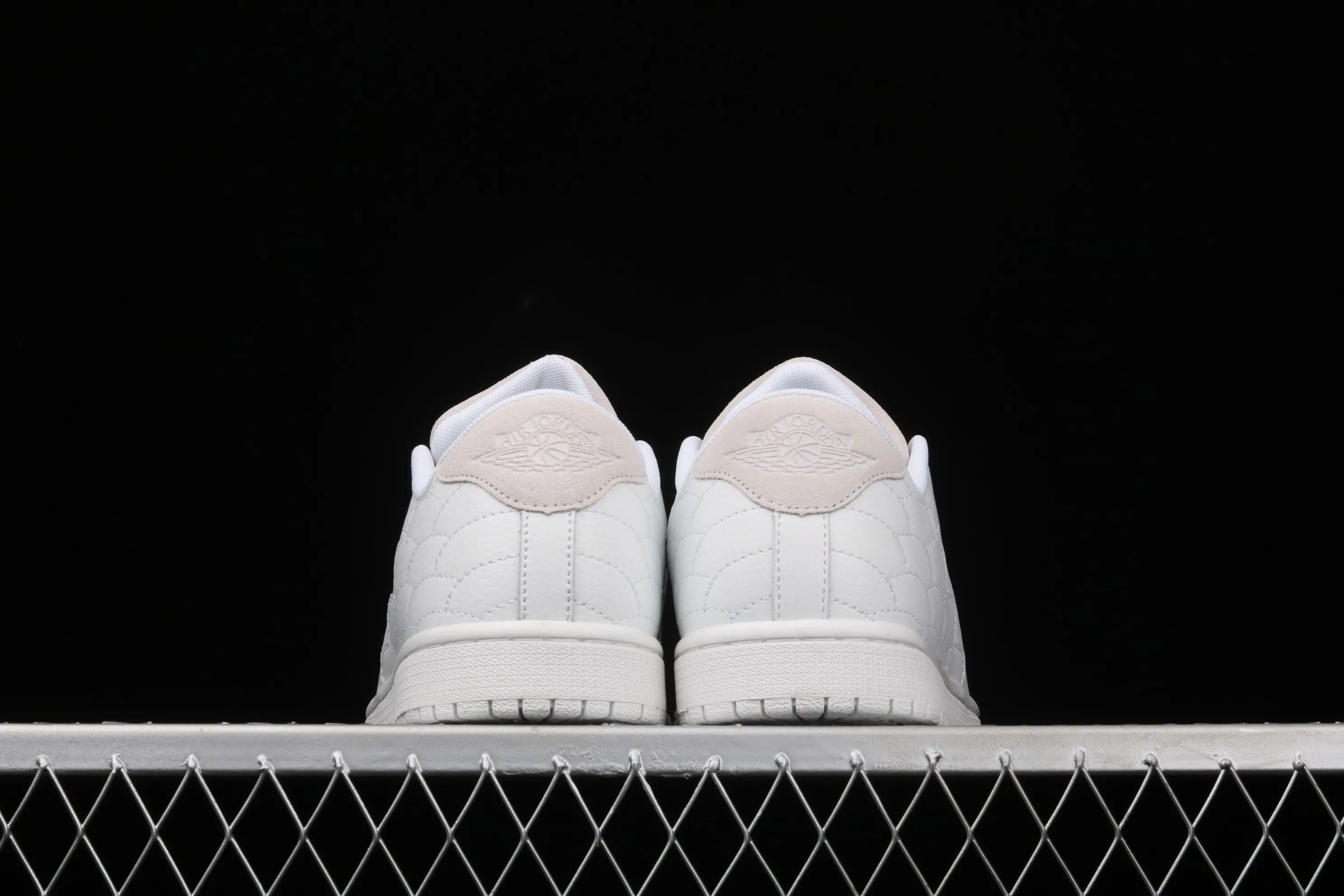 All categories Air Jordan Jordan series basketball shoes Air Jordan 1 Low Air Jordan 1 Center Court AJ1 Joe 1 gray and white low-top sneakers DJ2756-100